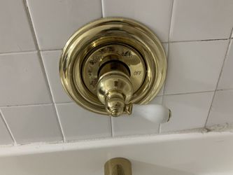 Gold Bathtub Faucet, Pop up Drain And Overflow  Thumbnail