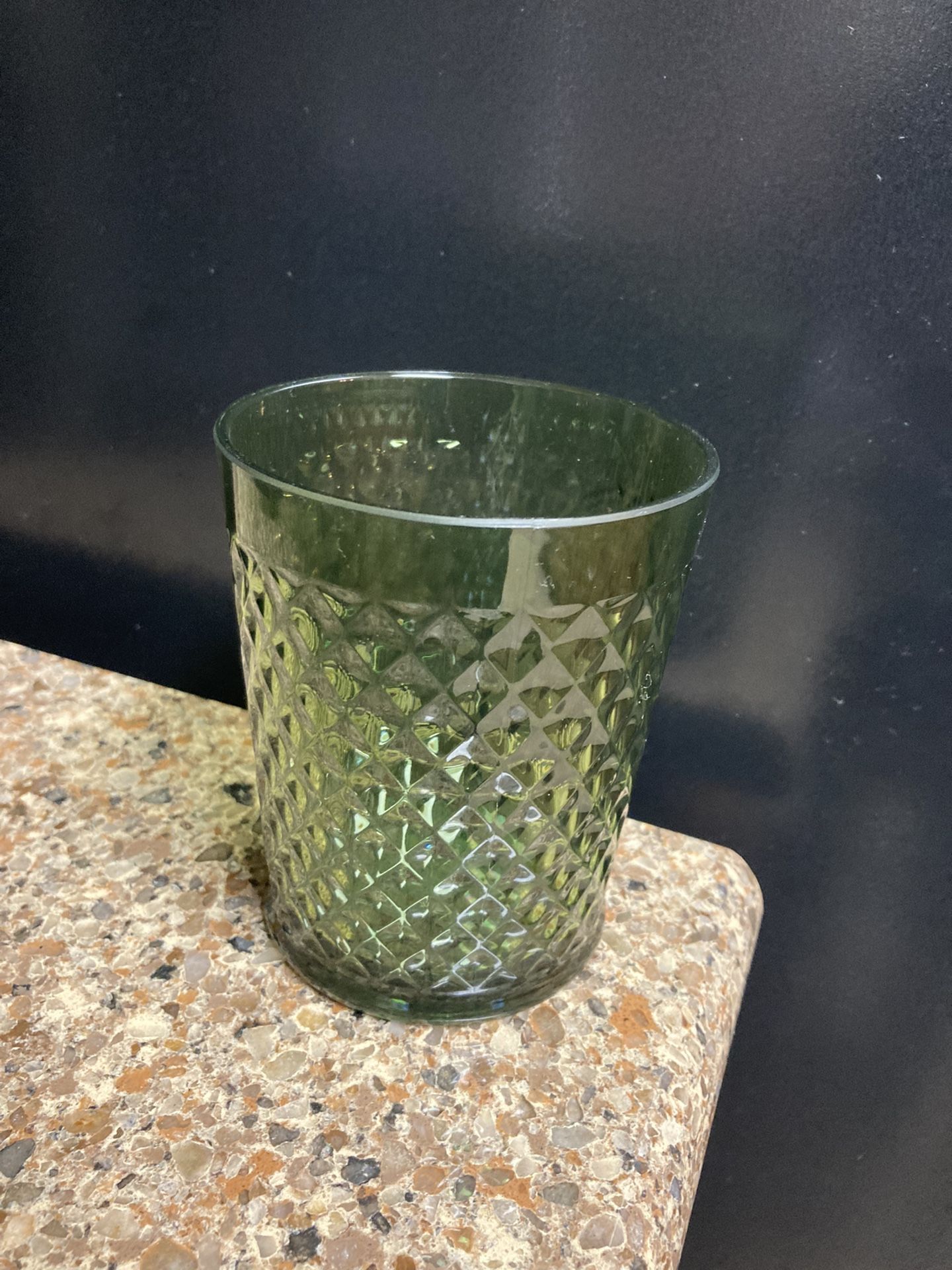 New with tags set of 4 deep green plastic cups great for entertaining or hot tub