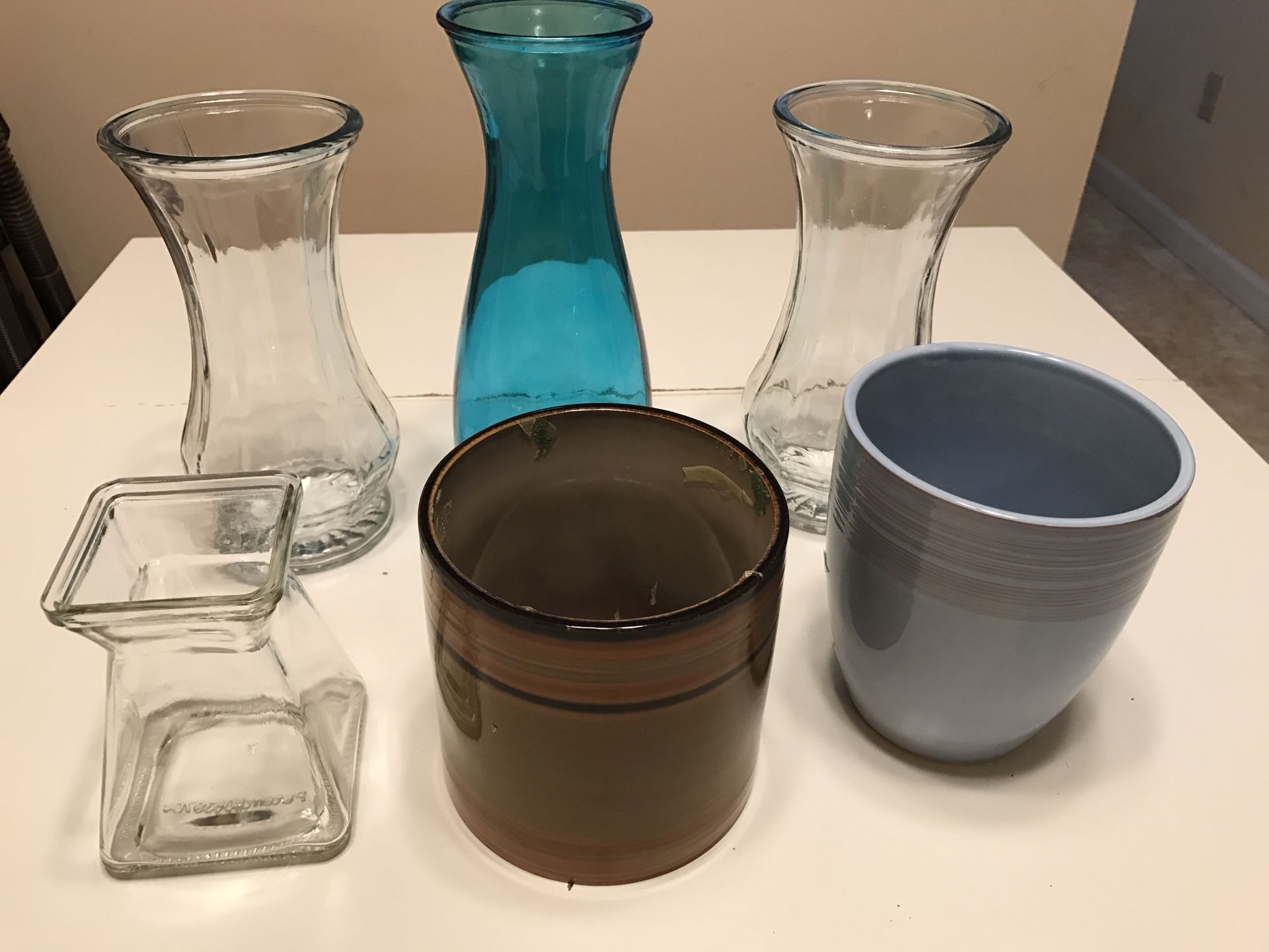 6 flower vases