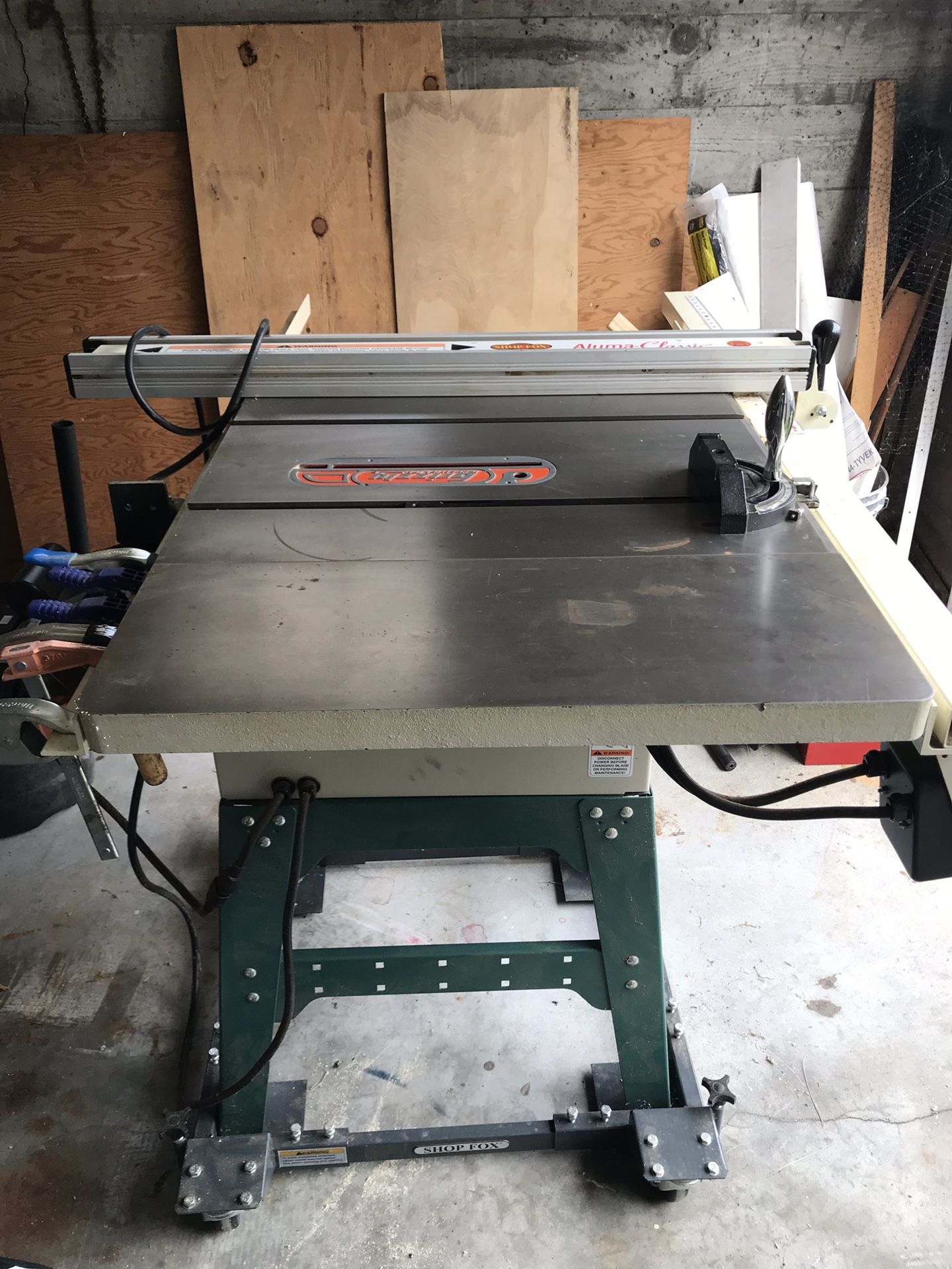 Grizzly G0444Z Table Saw for Sale in Bremerton, WA OfferUp