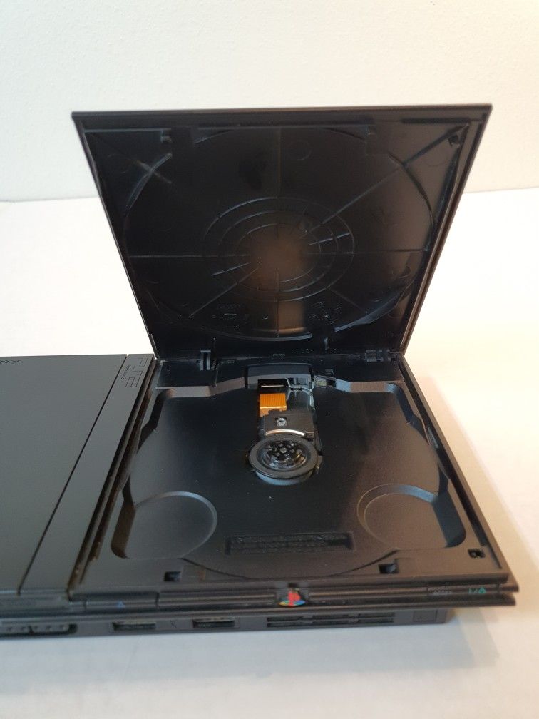 Sony PlayStation 2 Slim Console (SCPH-77001) PS2 System, Tested/Working .. Condition is "Used".
Same Day Shipping, Don't forget to check out my other