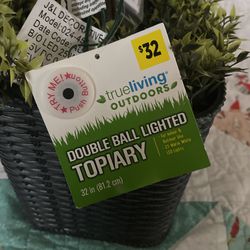 Double Ball Lighted Topiary Thumbnail