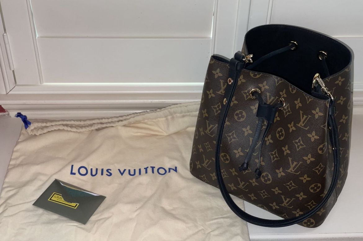 Louis Vuitton Bag - Brand New- Size In Photos 