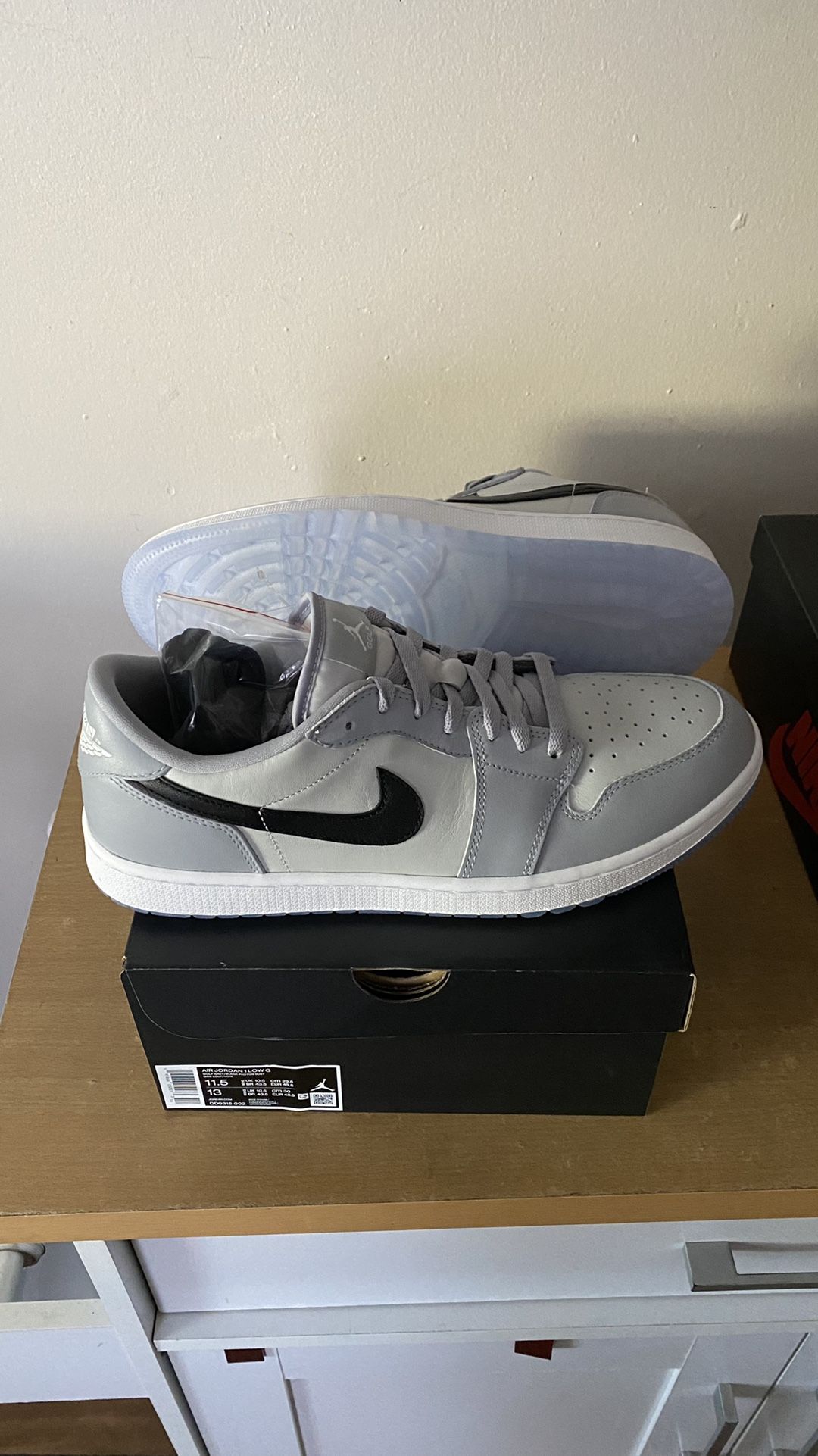 Jordan 1 Low Wolf Grey Golf