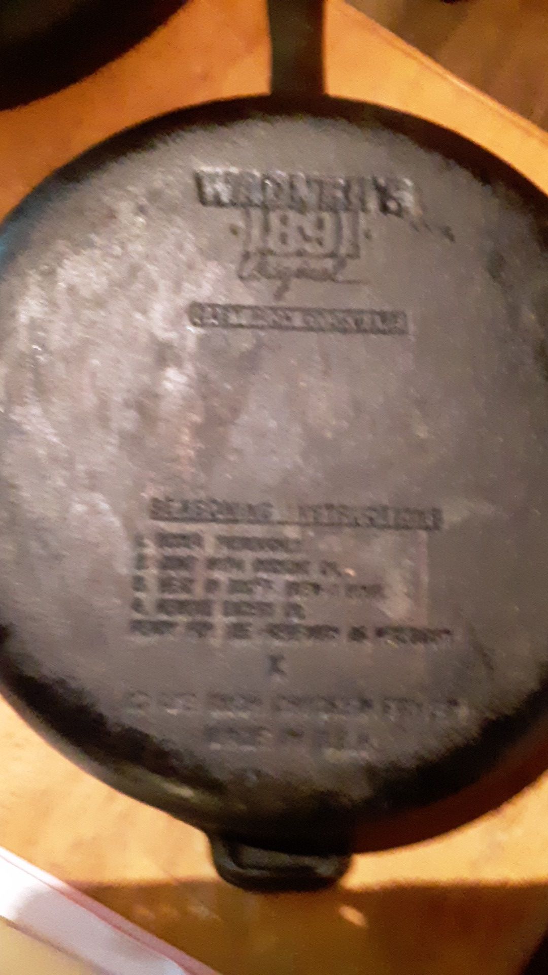 One deep dish cast iron frying pan Wagner's