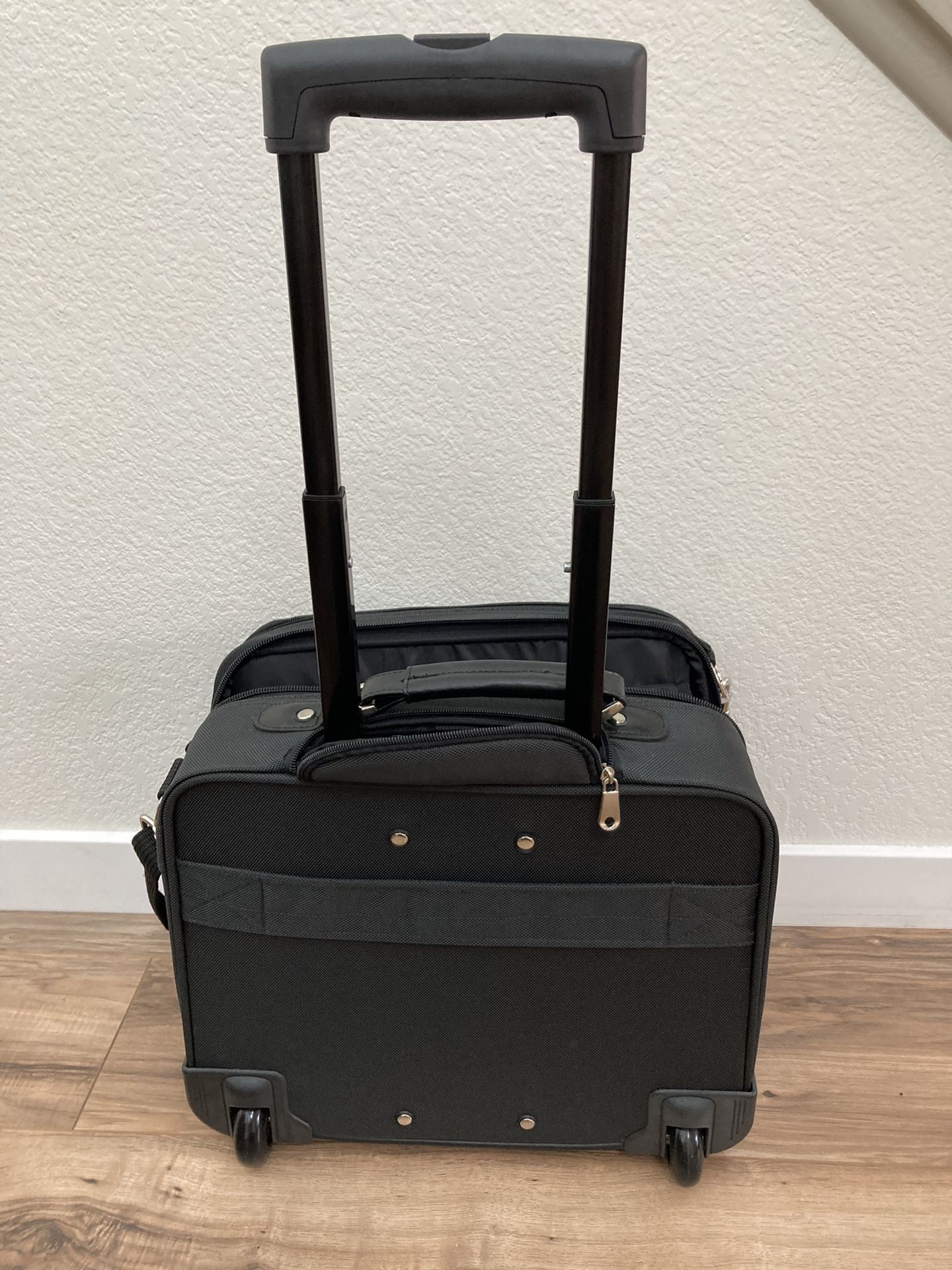 New Wheeled Computer Case