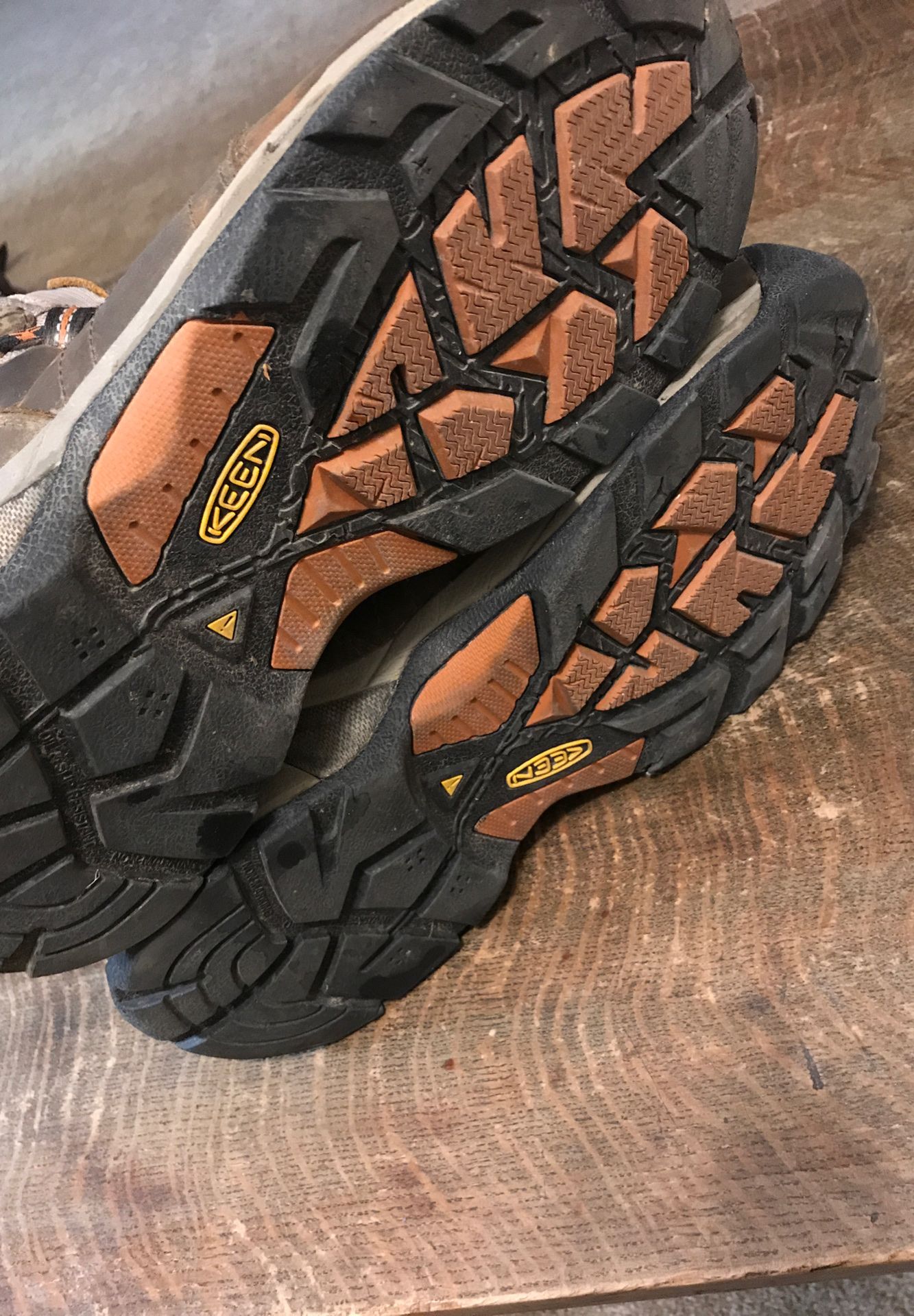 Keen work boots 12ee