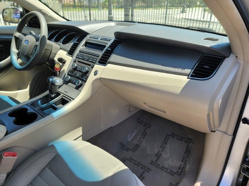 2011 Ford Taurus