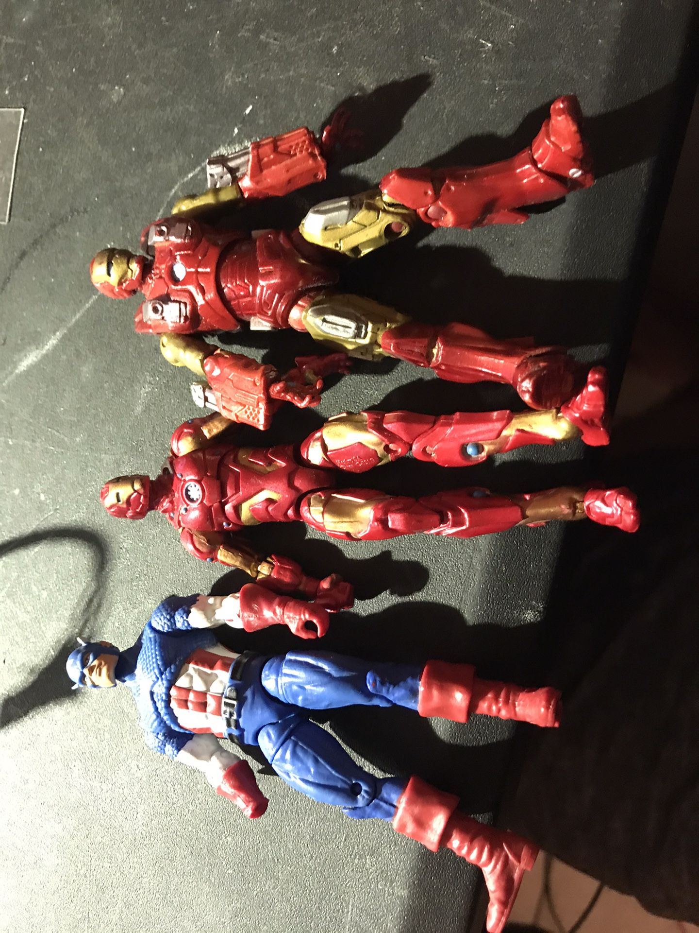 Marvel universe 3.75 figure iron man captain america