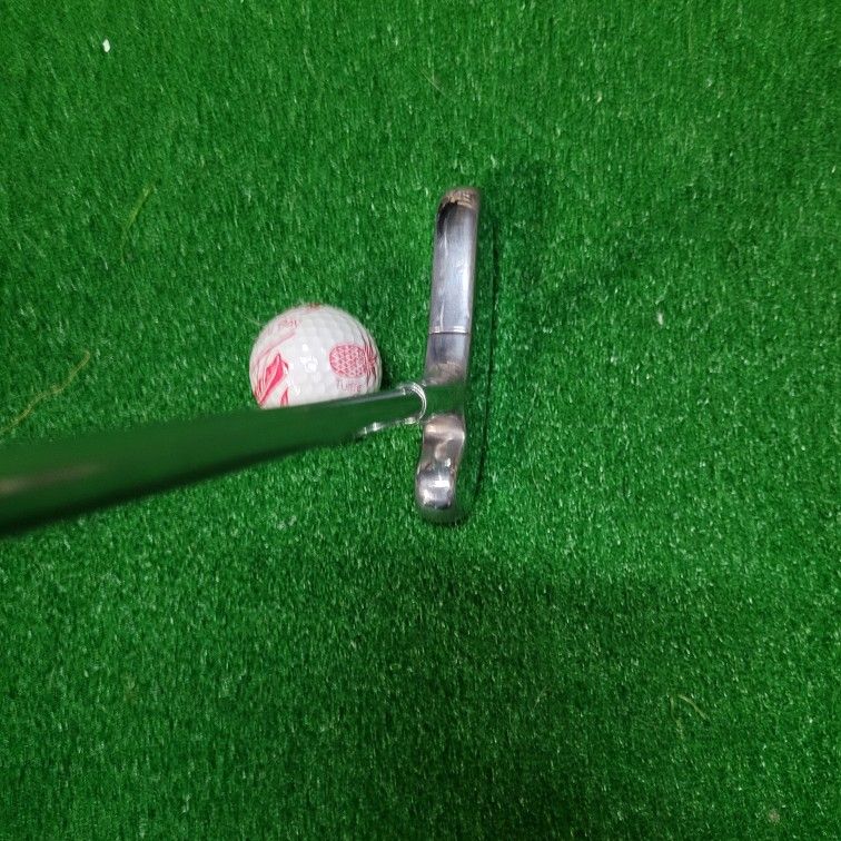 Macgregor Model 102 Golf Putter Club, RH/LH
