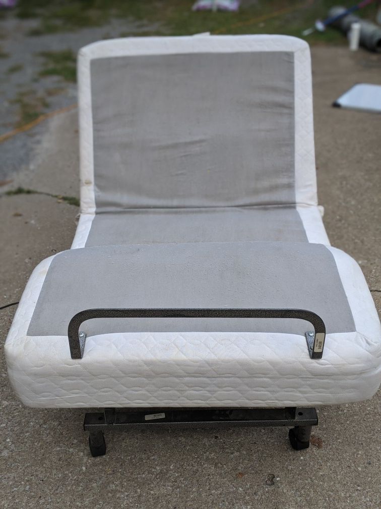 Orthomatic RemoteControlled Adjustable Bed Base Twin with Vibration