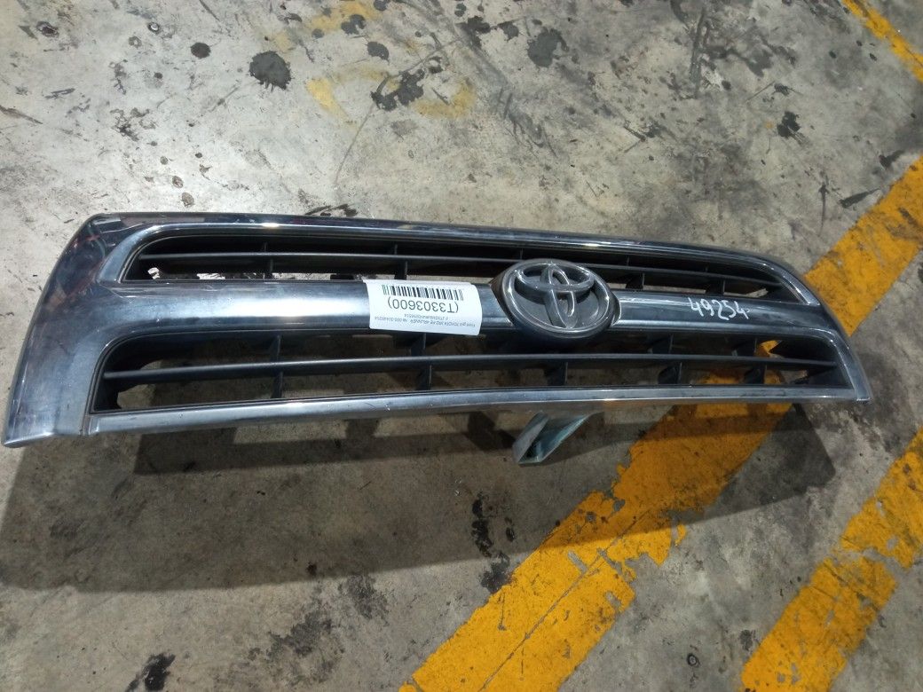 Front Grille For 2000 Toyota 4Runner Stock 49254