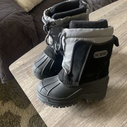 Boys Toddler Snow/Winter Boots Size 8T Thumbnail