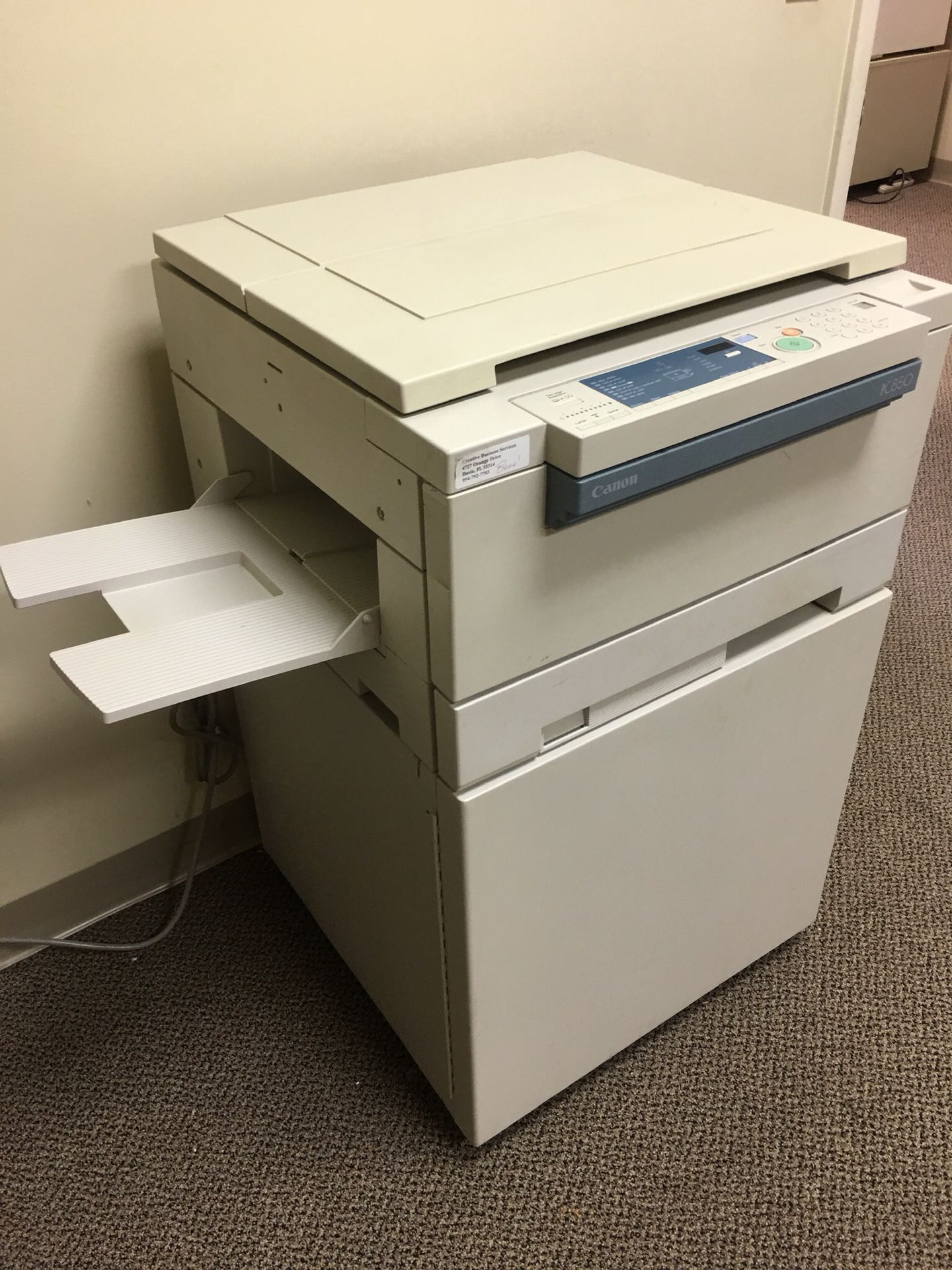 OFFICE FURNITURE FOR SALE CHAIRS DESK COPIER TABLES BLUEPRINT HOLDER for Sale in Fort Lauderdale