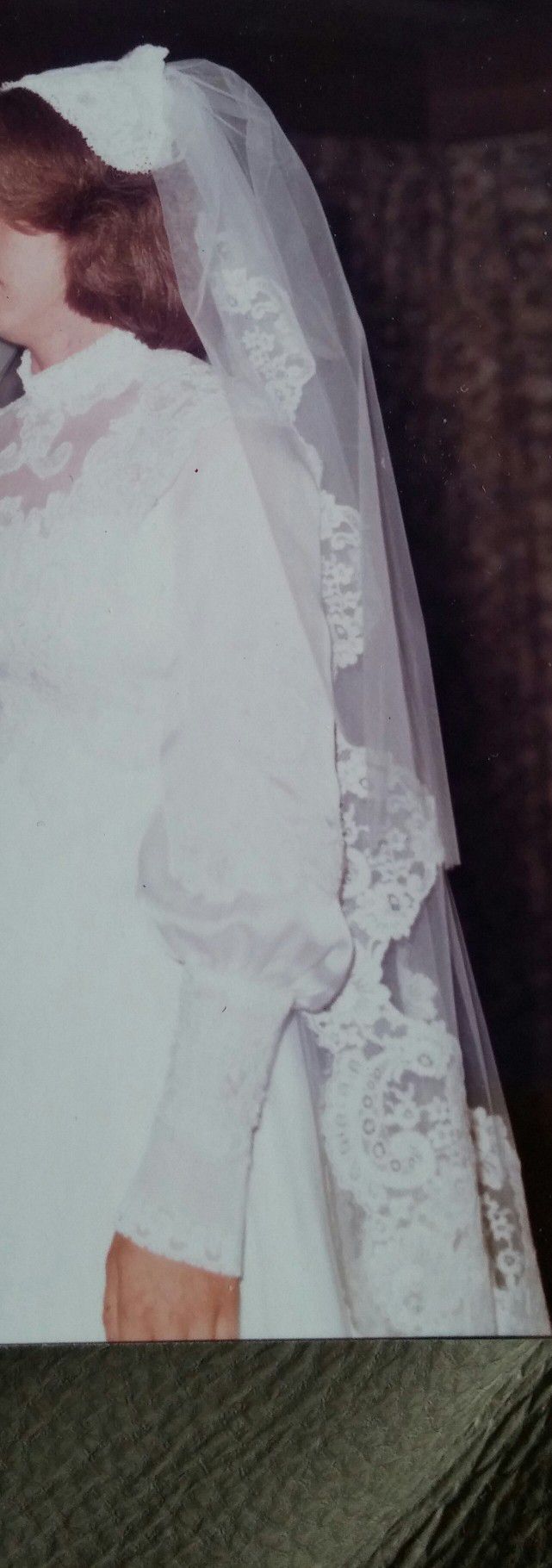 Vintage Mantilla Bridal Veil W/Camelot Cap 