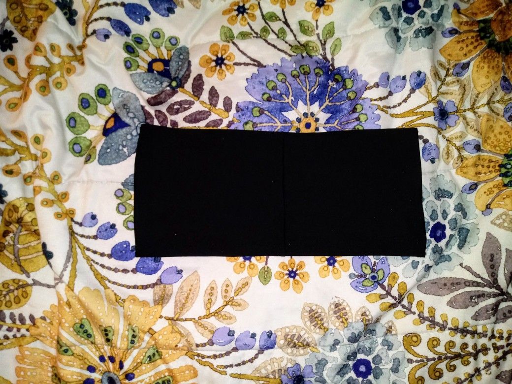 Black strapless bikiny top