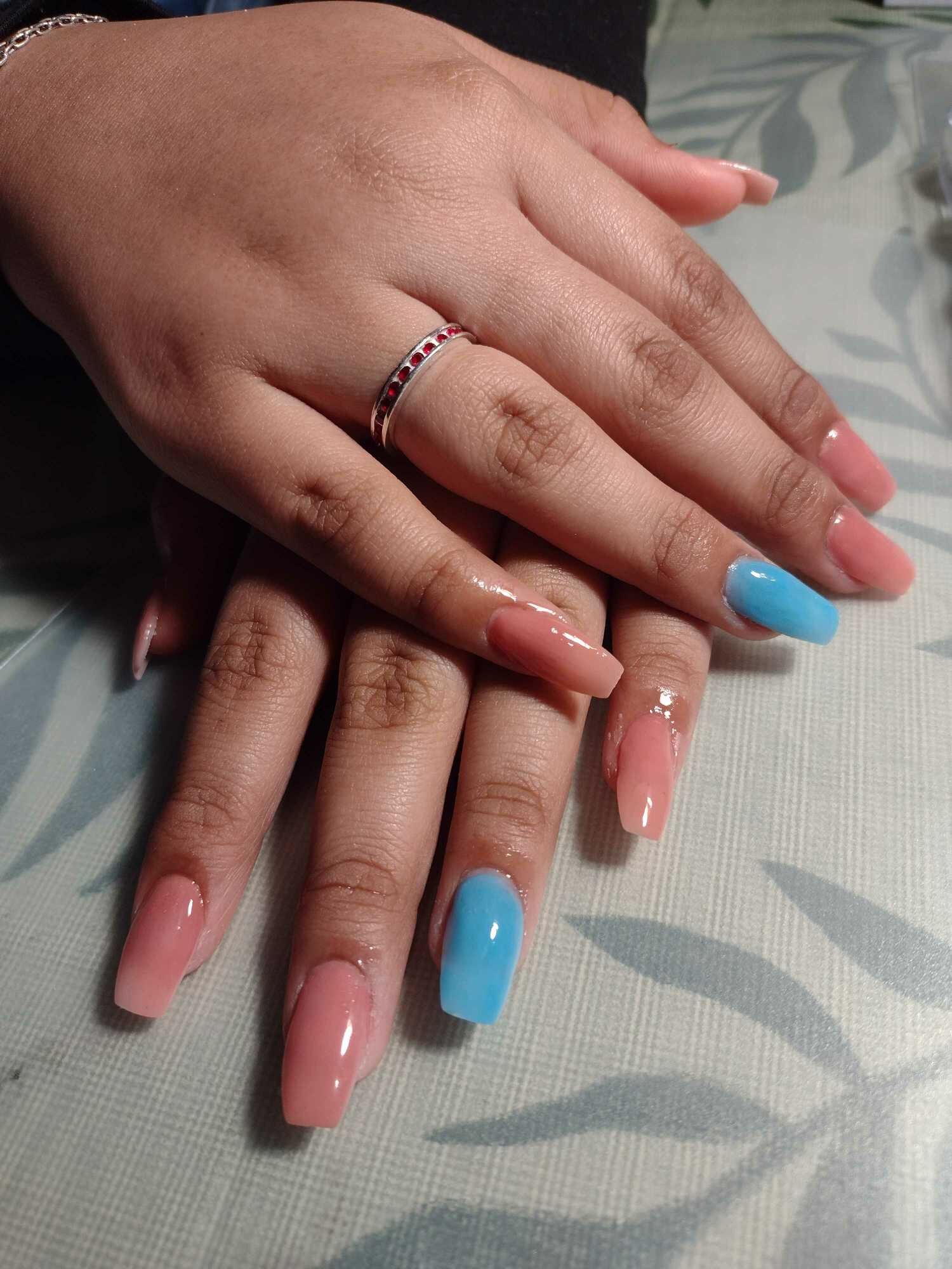 Uñas Acrílicas Y De Gel