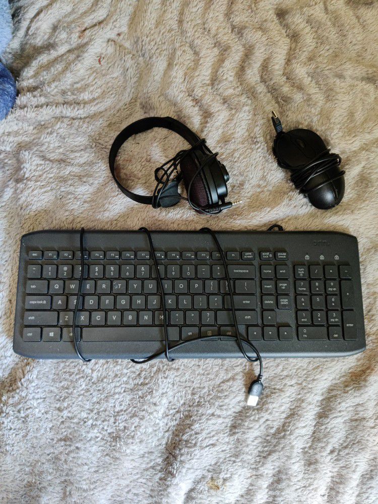 Keyboard And Mouse With Headset 