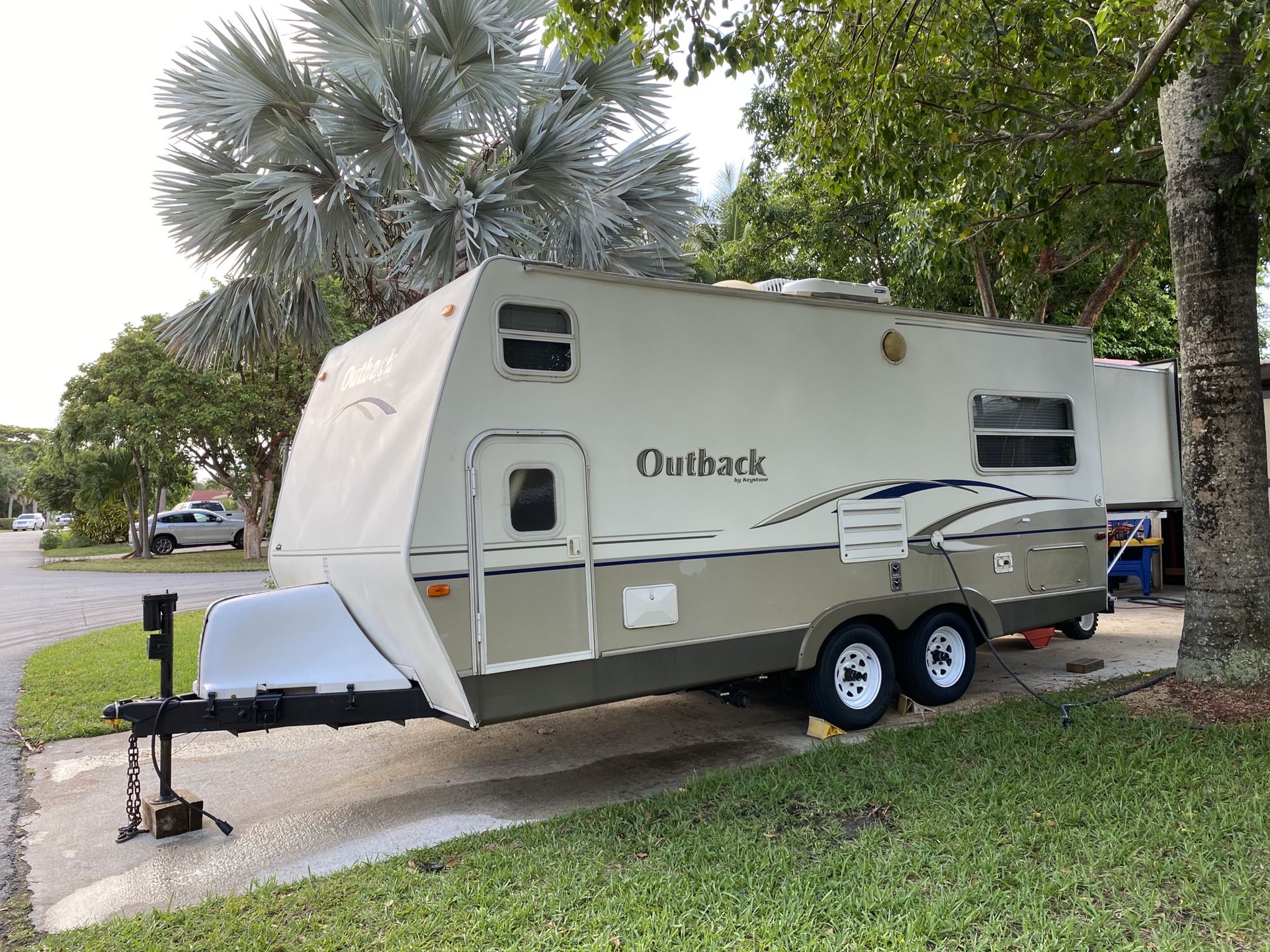 RV Trailer Camper 2005 Keystone Outback 21 Rs for Sale in Pompano Beach ...