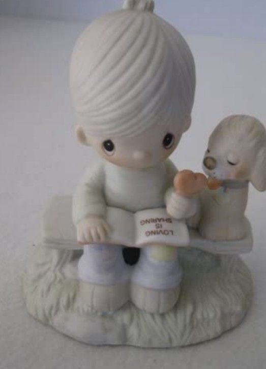Precious Moments Figurine - Loving Is Sharing - Boy #E-3110B