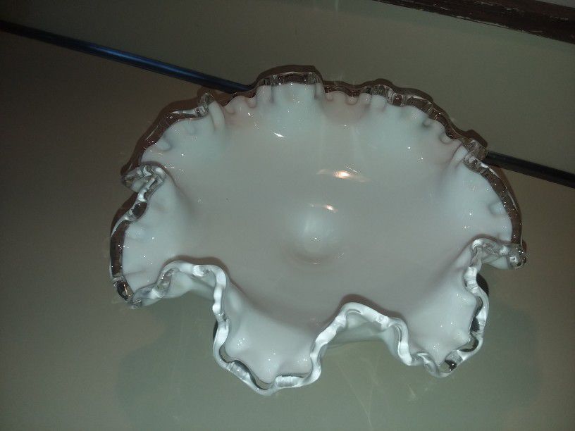 Beautiful Fenton Milk Glass Pedestal Bowl 