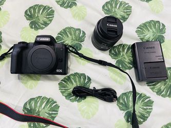 Canon M50 Mirrorless Camera  Thumbnail