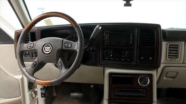 2004 Cadillac Escalade