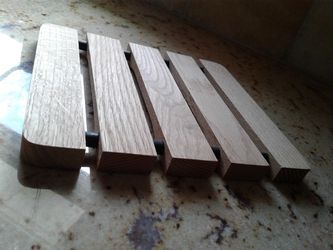 Wooden trivet Thumbnail