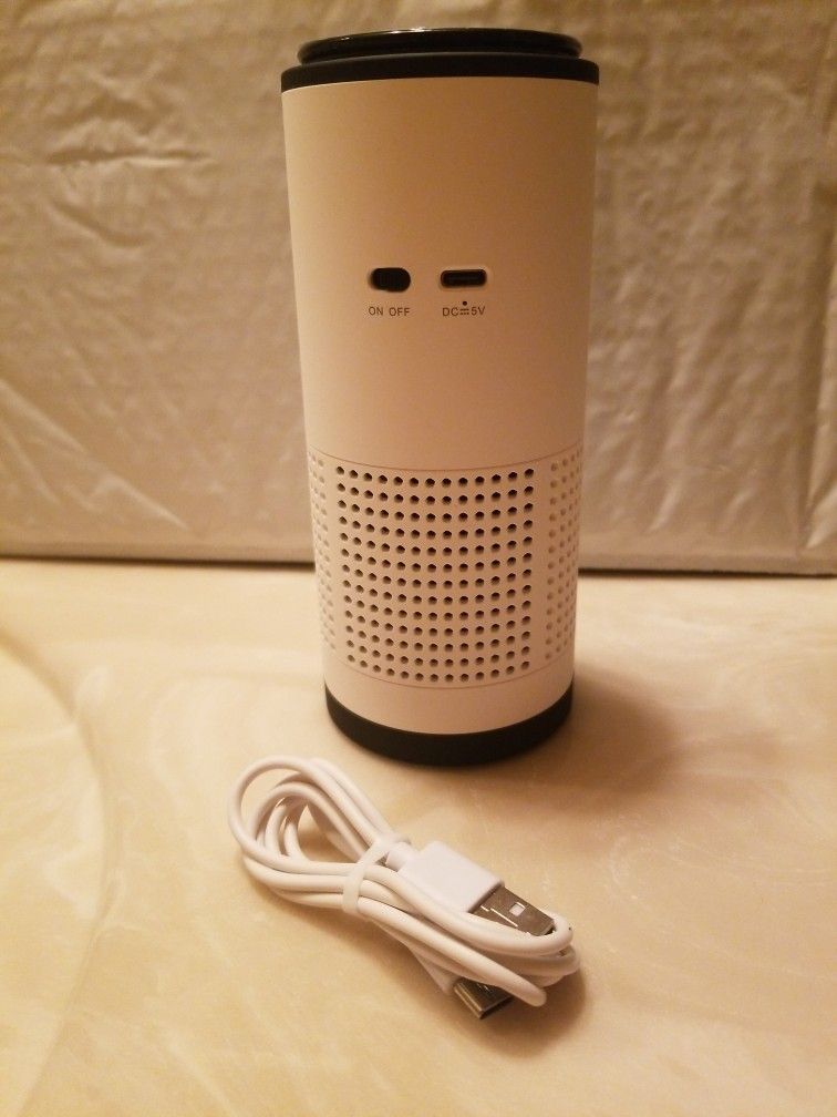 Rechargeable Car Air Purifier / Hepa Filter included