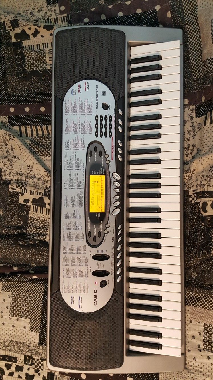 Casio CTK573 Midi Keyboard Piano 61 Key with pressure response, no