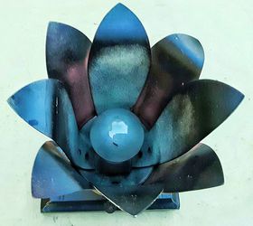 Retro mid century art deco black and white lily flower tv electric lamp Excellent condition ! Thumbnail