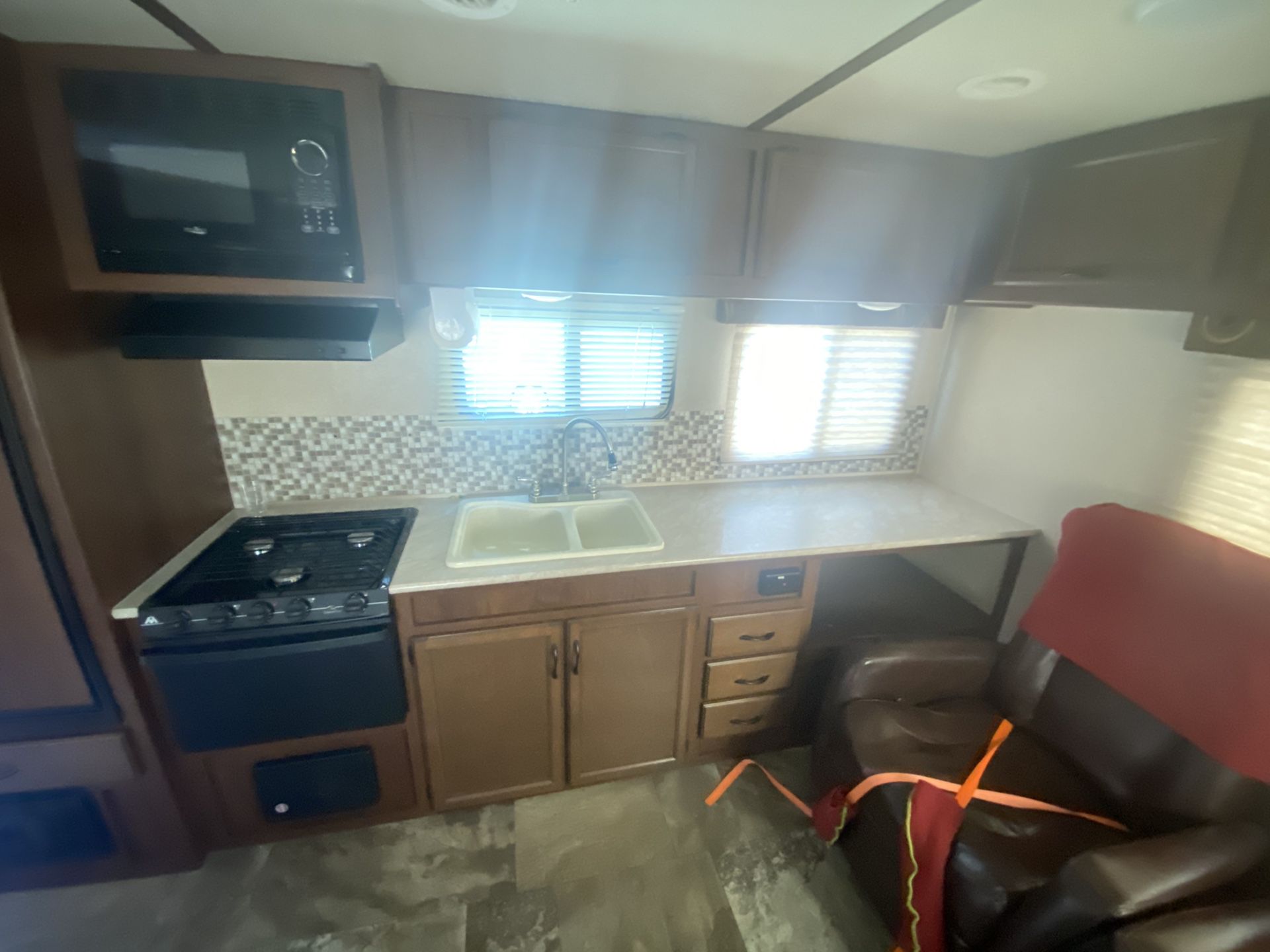 2017 Jayco jay feather 23FT In excellent condition