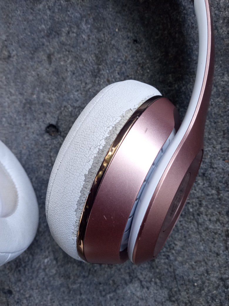 Dre Beats Solo 3 Pink Used