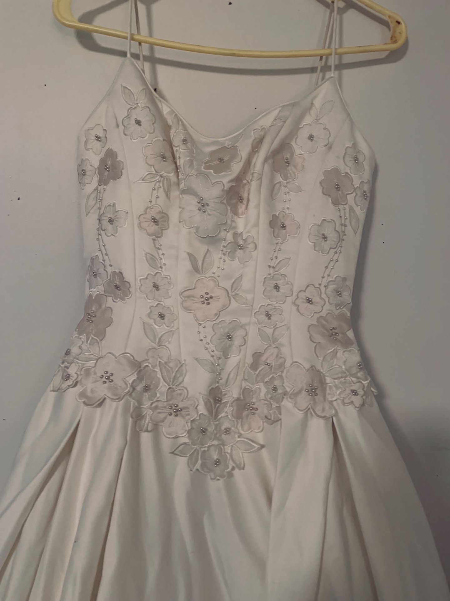 Michelangelo size 4 wedding dress