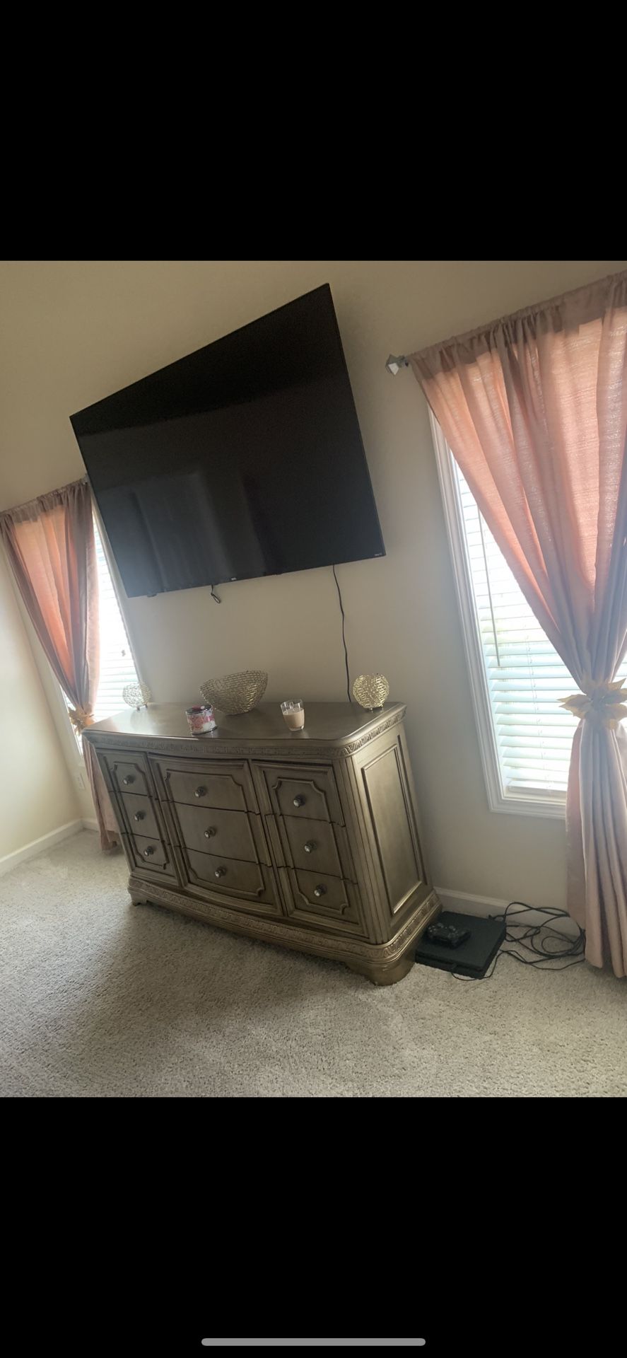King size bedroom Furniture