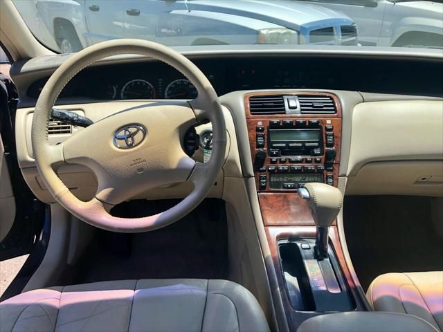 2002 Toyota Avalon