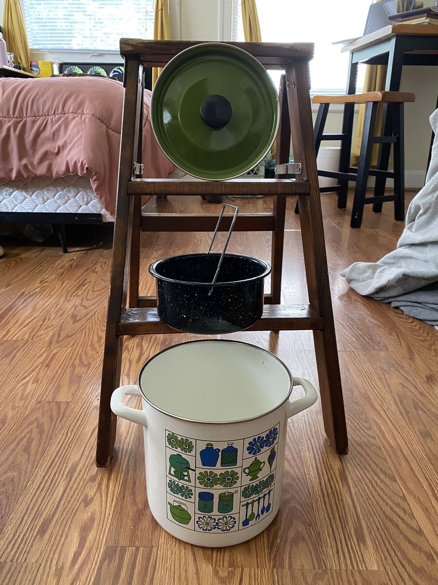 Vintage Steamer Pot & Strainer
