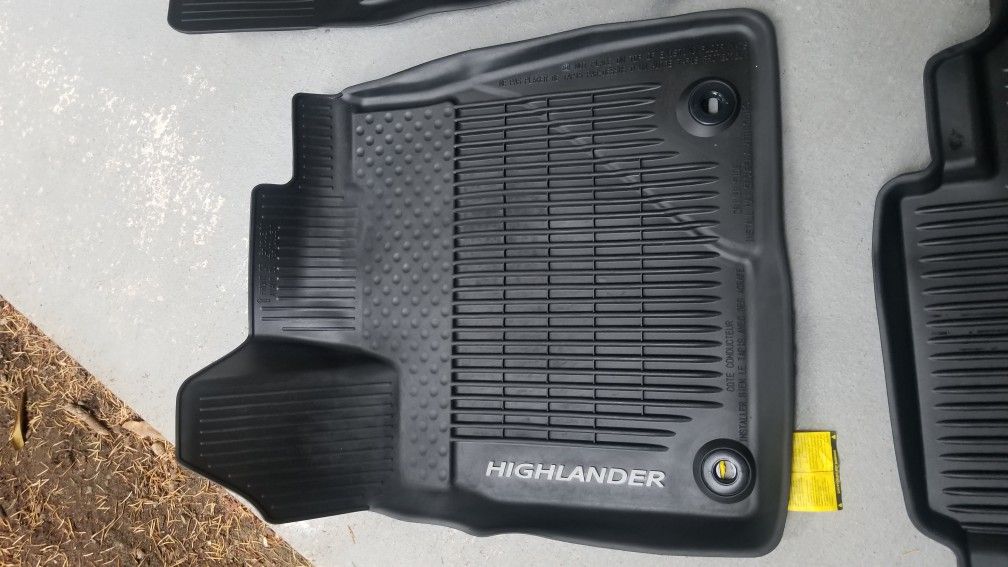 Toyota Highlander Floor Mats 2016