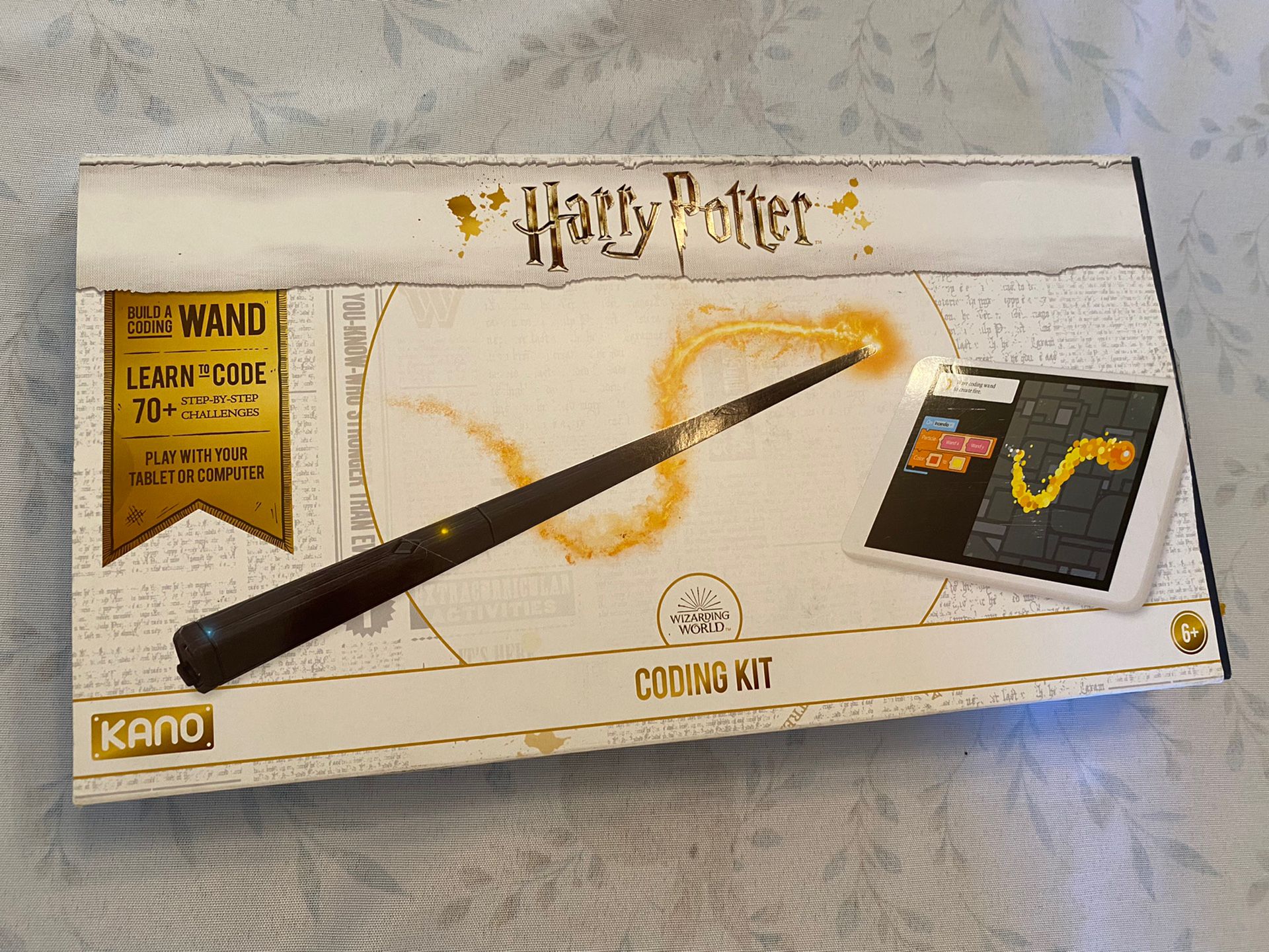 Harry Potter Coding Wand, Hufflepuff Mug, Notebook, Hogwarts Letter Lunchbag