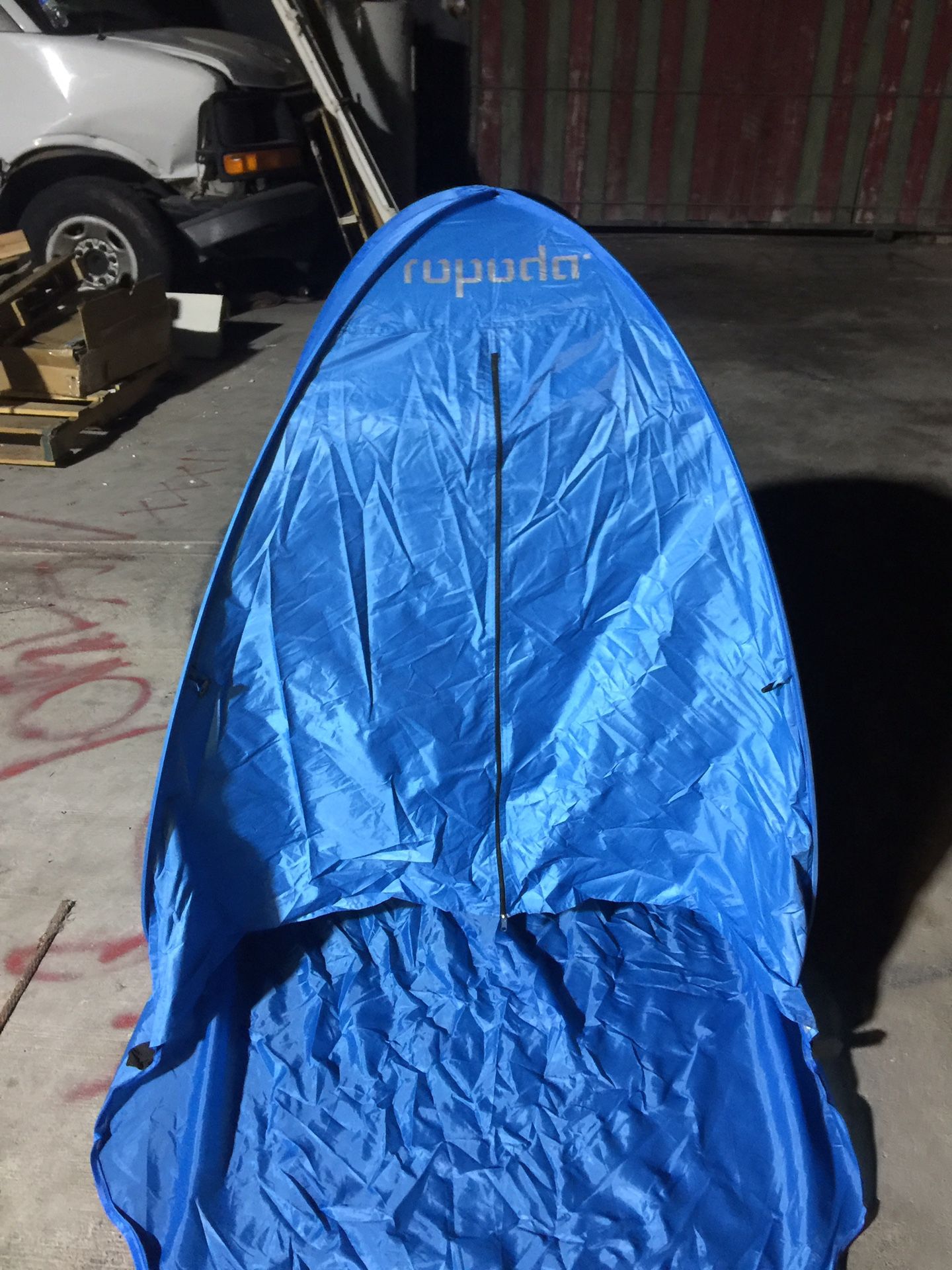 Ripoff beach tent