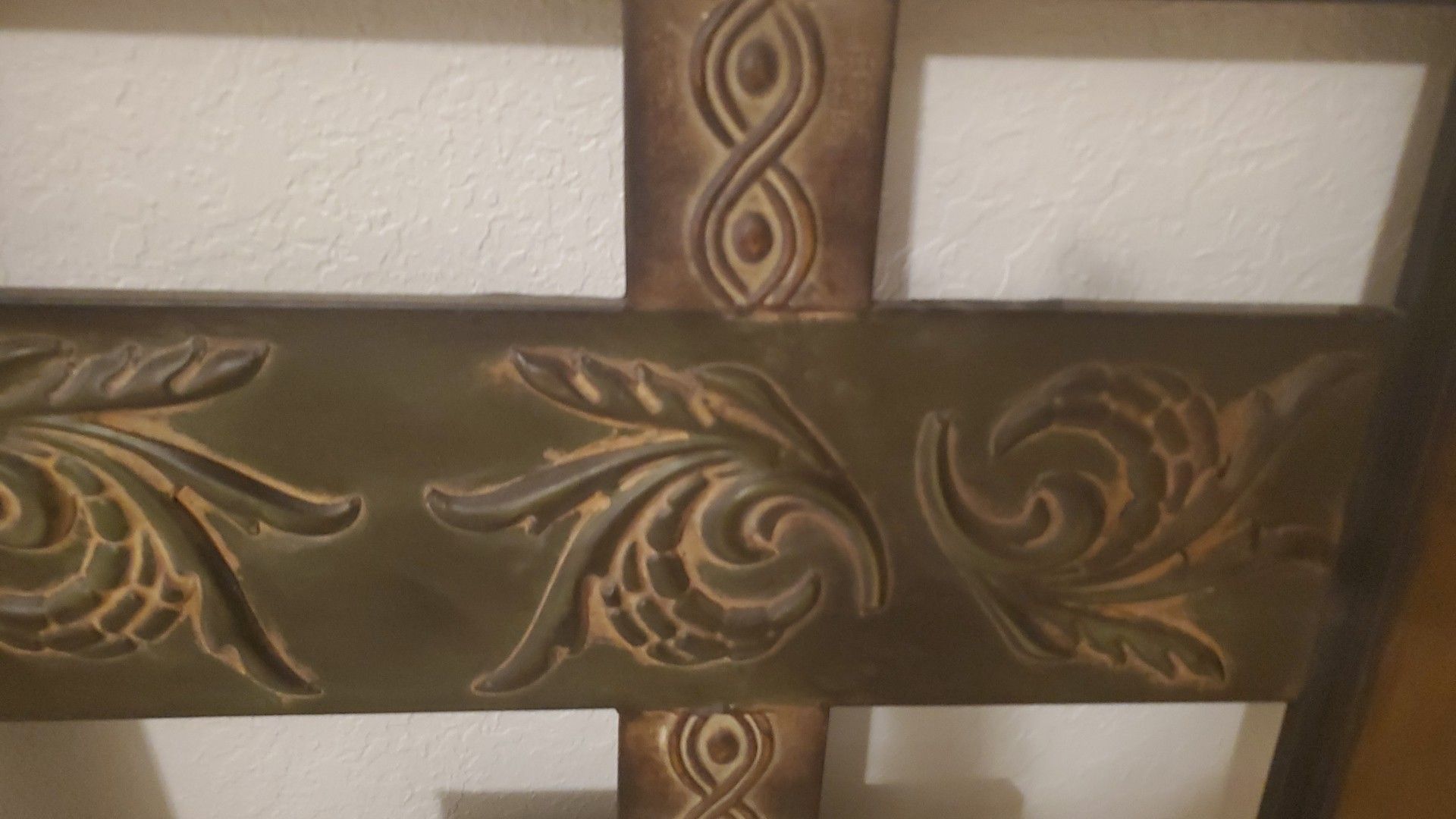 Metal/Mirror Wall Decor
