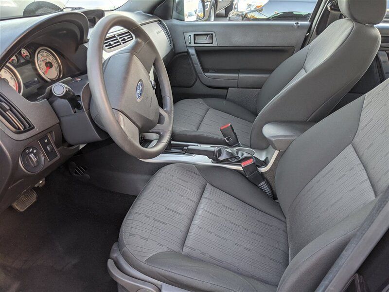 2010 Ford Focus SE