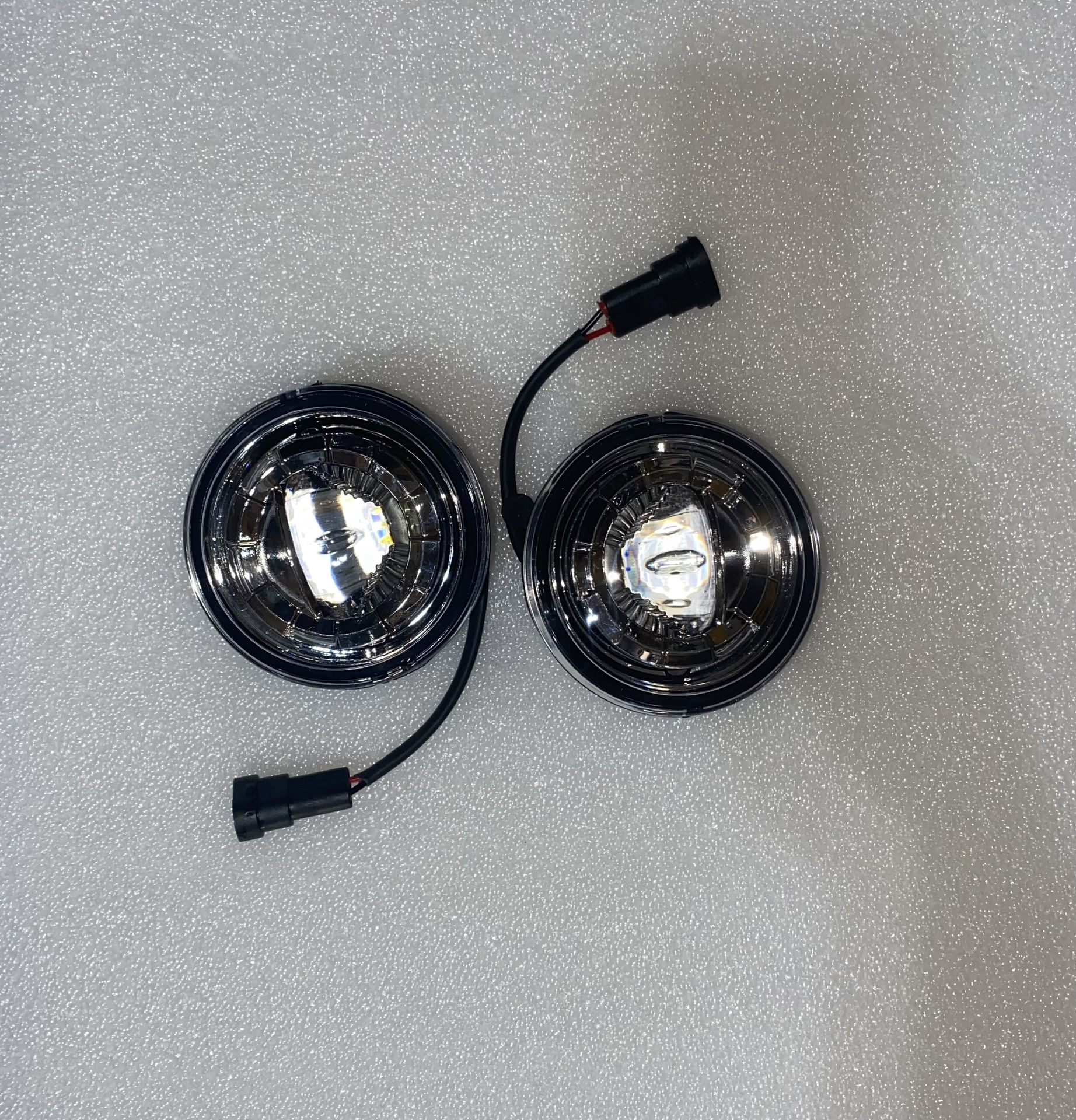 3.5" Round Clear Lens LED Projector Fog Lights for Acura / Honda /Nissan / Infiniti / Ford / Subaru