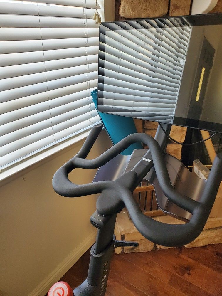 Echelon Exercise Bike