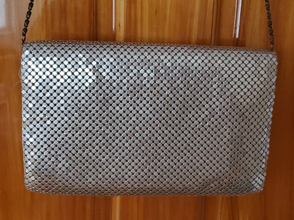 Silver Shade Crystal Metal Mesh Roll Evening Bag Clutch Purse Shoulder & chain strap Magnetic closure Metal Mesh Roll Evening Bag Clutch Purse (W10"