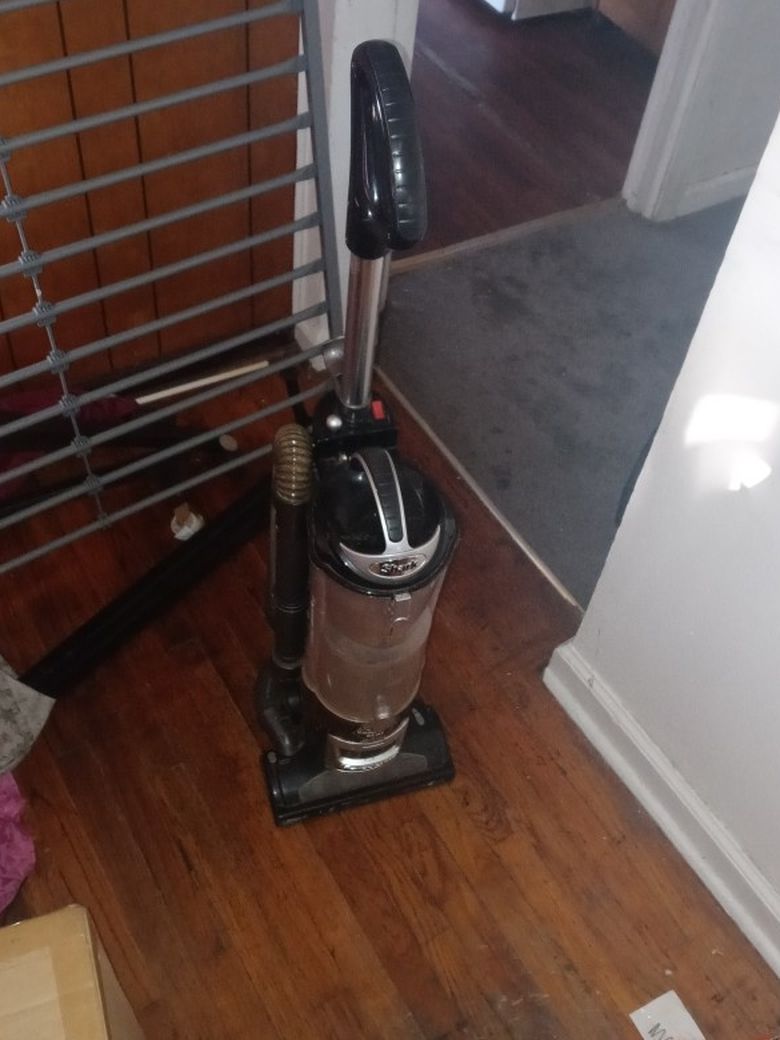 Shark Vacuum Cleaner