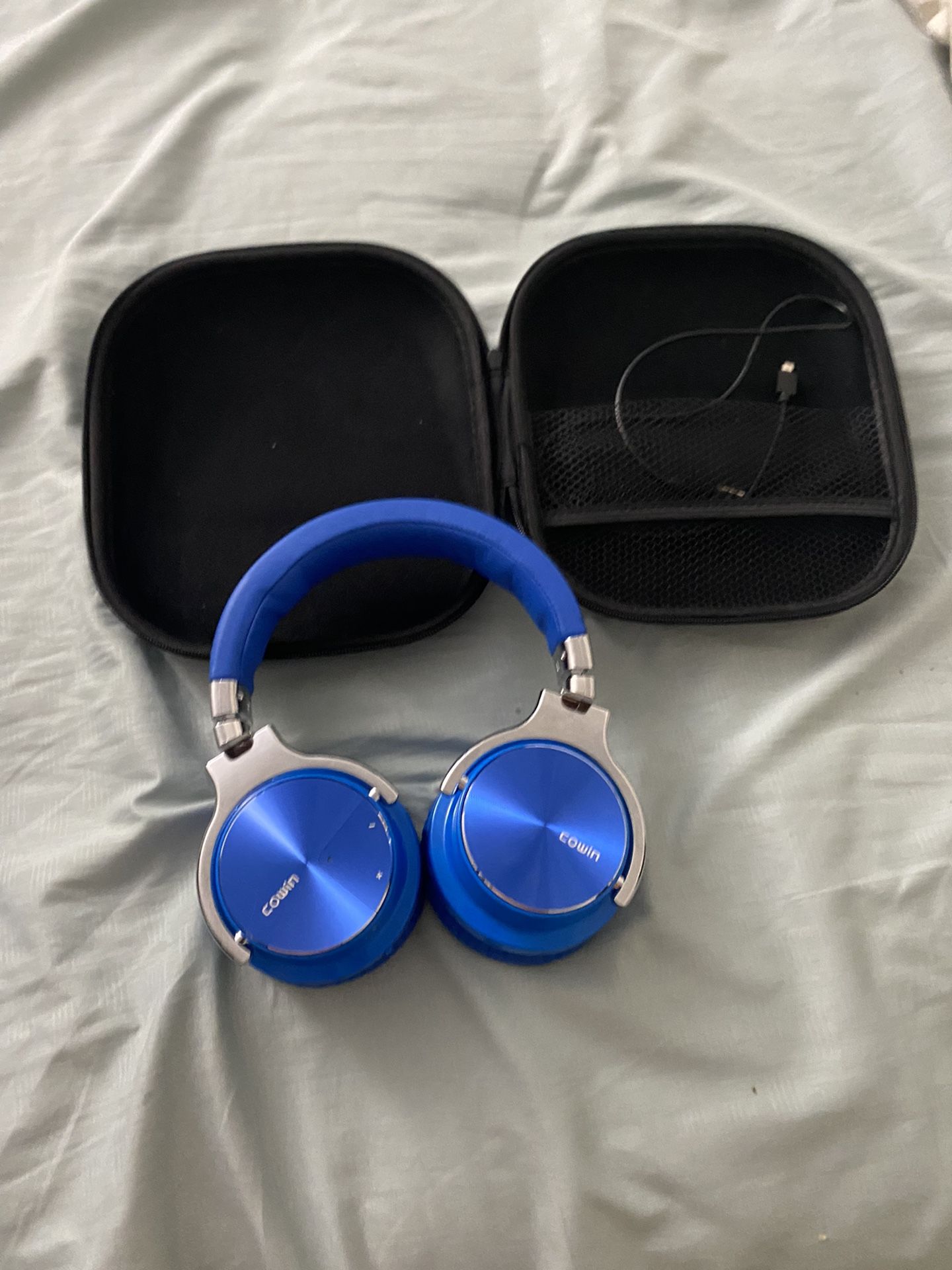 Wireless Headphones