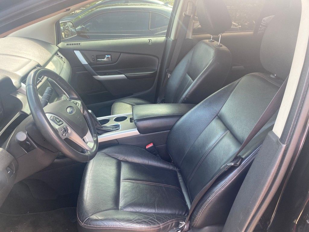 Are you looking to finance a used car vehicle?
2013 Ford Edge SEL FWD