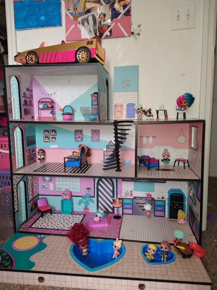 Doll House And Furniture Only