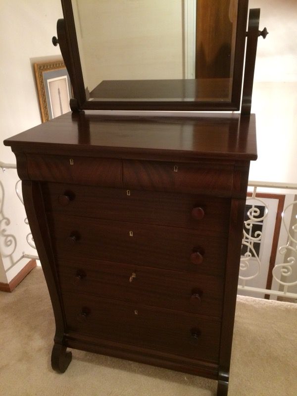 J B Van Sciver Furniture Company, Antique Mahogany Dresser Value